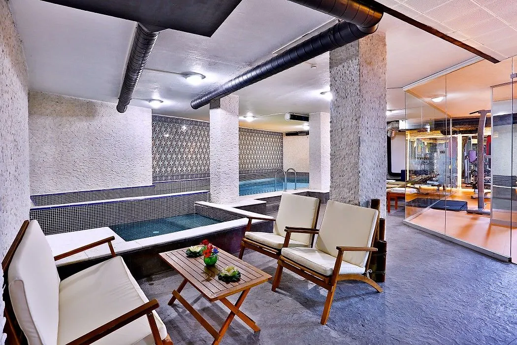 White Monarch Hotel Istanbul 4*,