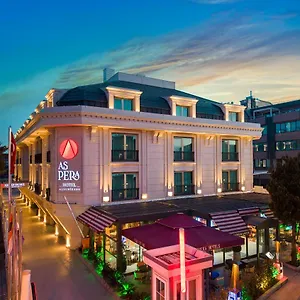 Ramada By Wyndham Otel