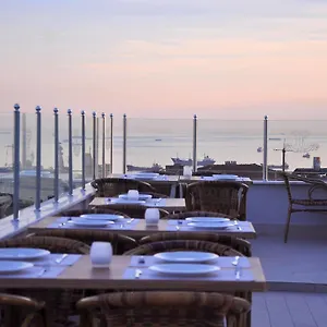 Hotel Divani Ali
