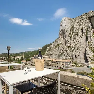 De La Citadelle Otel Sisteron