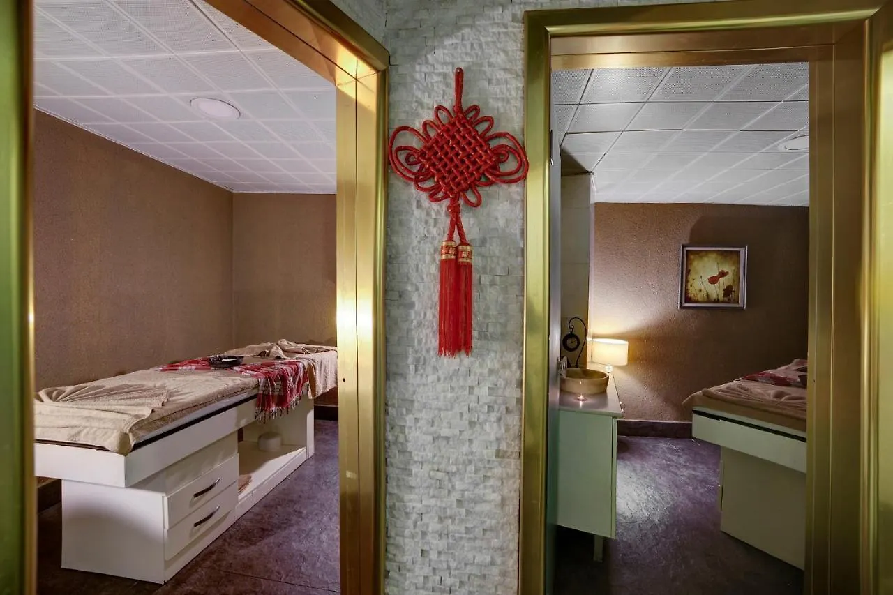 White Monarch Hotel Istanbul 4*,